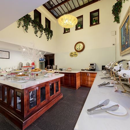 La Dolce Vita Hotel Ханой Экстерьер фото