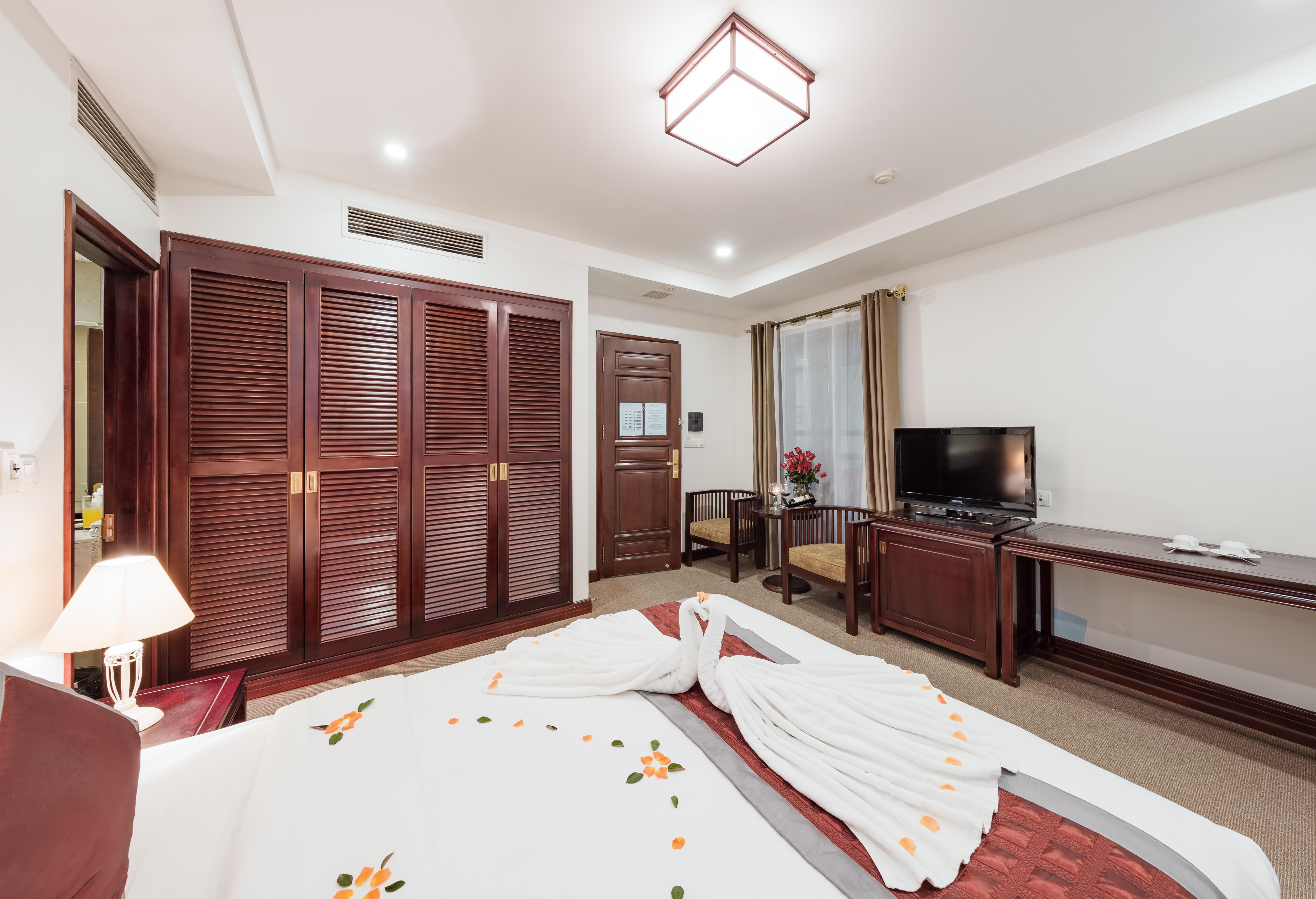 La Dolce Vita Hotel Ханой Экстерьер фото