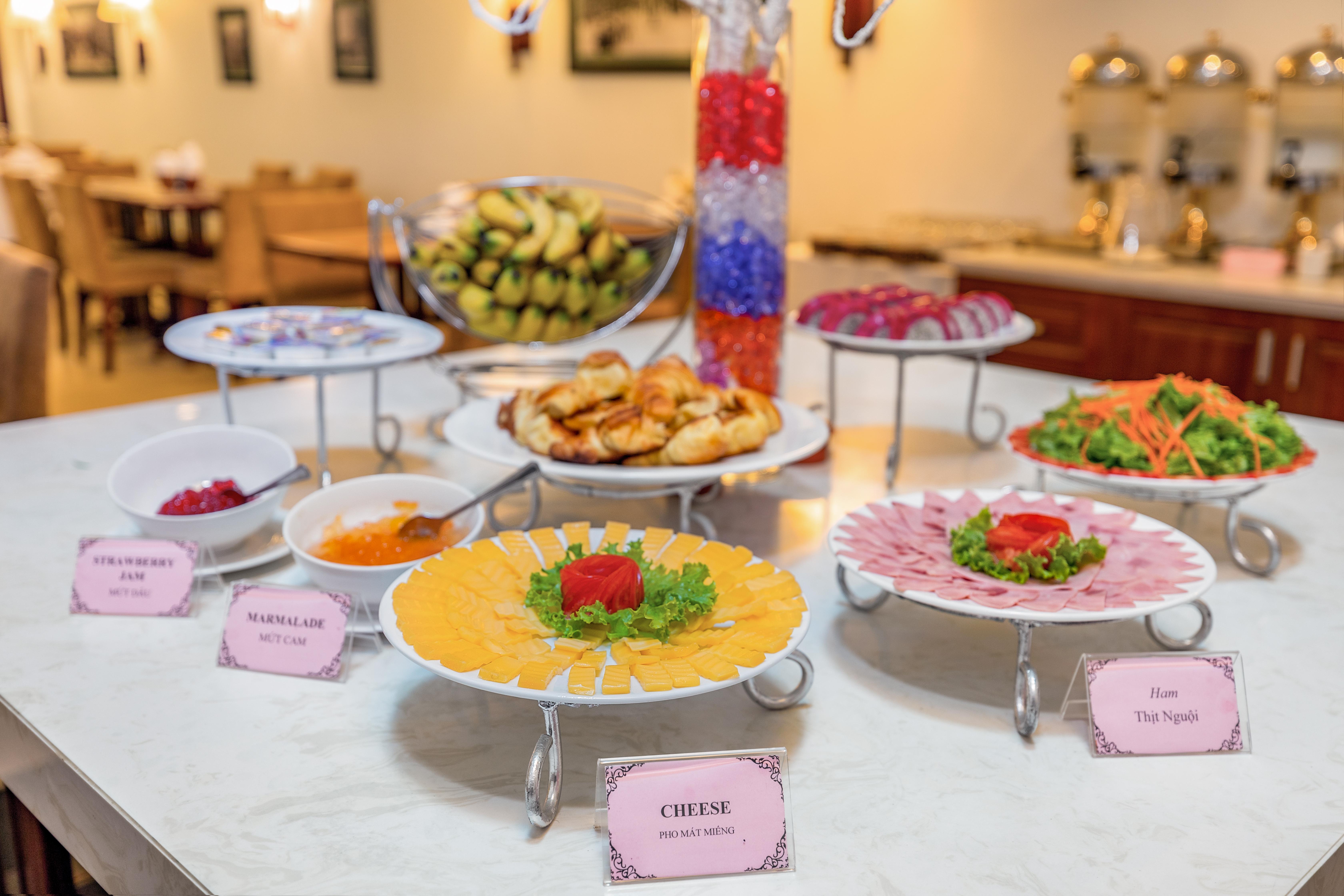 La Dolce Vita Hotel Ханой Экстерьер фото